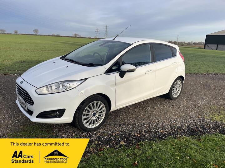 Ford Fiesta 1.0T EcoBoost Titanium Euro 5 (s/s) 5dr Ford Fiesta 1.0T EcoBoost Titanium Euro 5 (s/s) 5dr