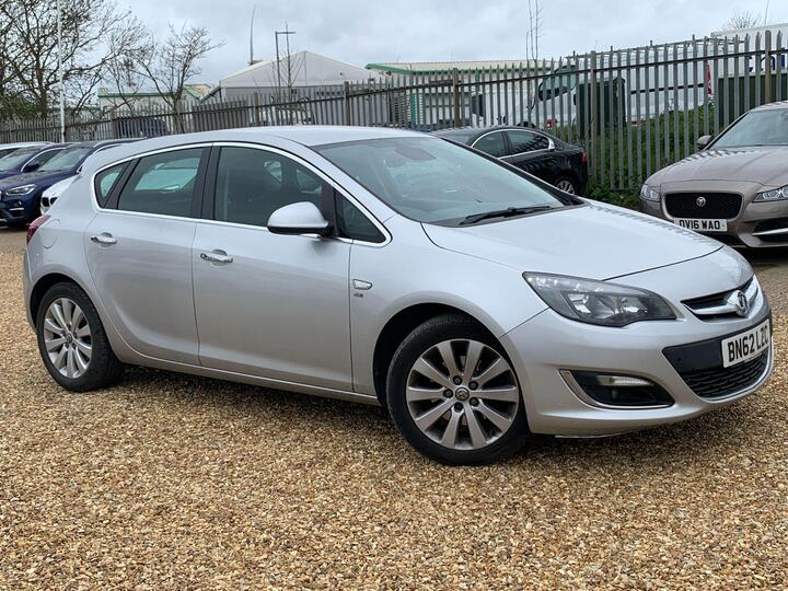 Vauxhall Astra 1.7 CDTi EcoFLEX SE Euro 5 (s/s) 5dr