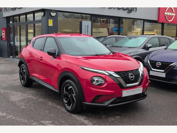 Nissan Juke 1.0 DIG-T N-Connecta Euro 6 (s/s) 5dr Nissan Juke 1.0 DIG-T N-Connecta Euro 6 (s/s) 5dr