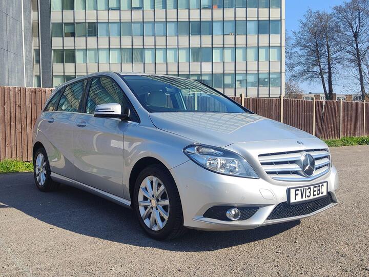 Mercedes-Benz B Class 1.6 B180 BlueEfficiency SE 7G-DCT Euro 5 (s/s) 5dr Mercedes-Benz B Class 1.6 B180 BlueEfficiency SE 7G-DCT Euro 5 (s/s) 5dr