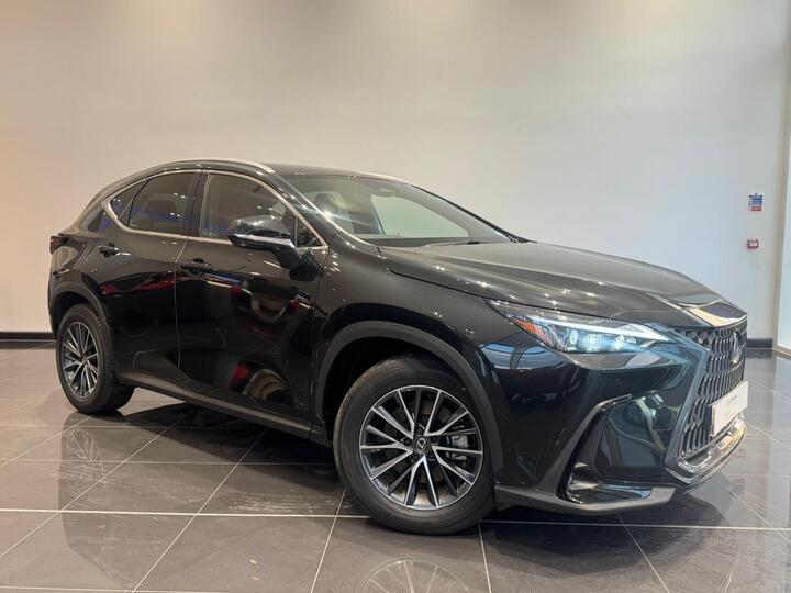 Lexus NX 2.5 450h+ 18.1kWh Premium E-CVT 4WD Euro 6 (s/s) 5dr