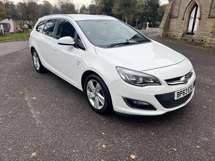 Vauxhall Astra 2.0 CDTi SRi Sports Tourer Auto Euro 5 5dr