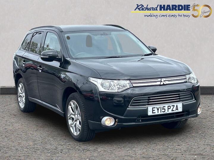 Mitsubishi Outlander 2.0h 12kWh GX3h CVT 4WD Euro 5 (s/s) 5dr Mitsubishi Outlander 2.0h 12kWh GX3h CVT 4WD Euro 5 (s/s) 5dr