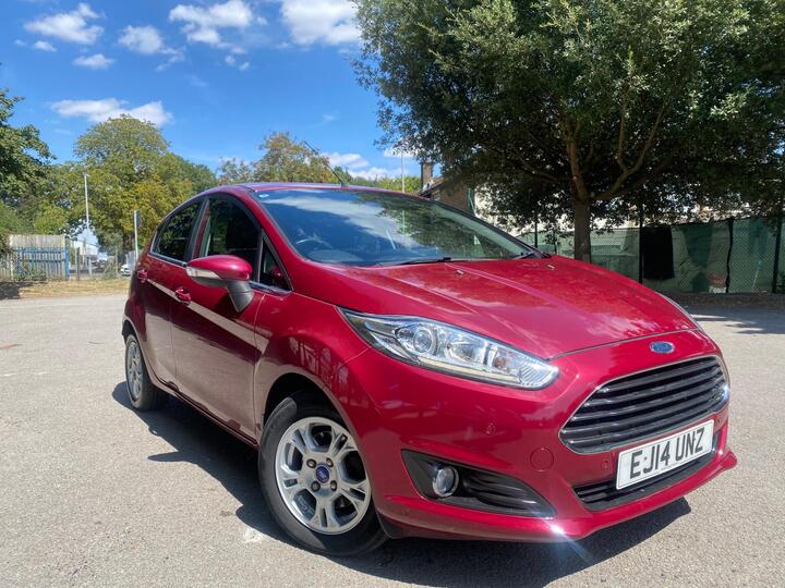 Ford Fiesta 1.6 TDCi ECOnetic Titanium Euro 5 (s/s) 5dr