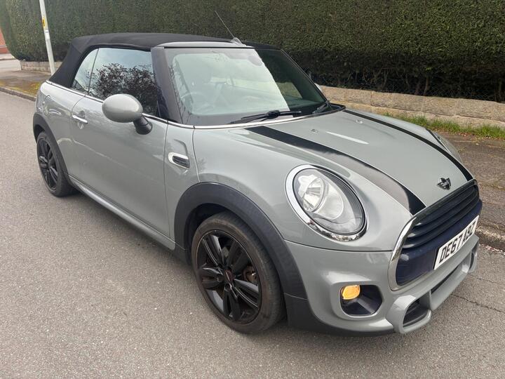 MINI Convertible 1.5 Cooper Euro 6 (s/s) 2dr