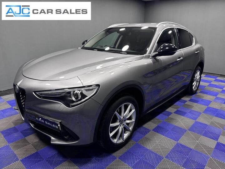 Alfa Romeo STELVIO 2.2 TD Speciale Auto Q4 AWD Euro 6 (s/s) 5dr Alfa Romeo STELVIO 2.2 TD Speciale Auto Q4 AWD Euro 6 (s/s) 5dr