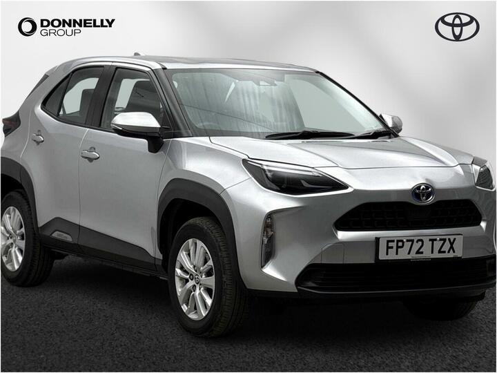 Toyota Yaris Cross 1.5 VVT-h Icon E-CVT Euro 6 (s/s) 5dr Toyota Yaris Cross 1.5 VVT-h Icon E-CVT Euro 6 (s/s) 5dr