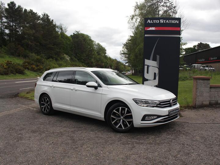 Volkswagen Passat 1.6 TDI SEL DSG Euro 6 (s/s) 5dr Volkswagen Passat 1.6 TDI SEL DSG Euro 6 (s/s) 5dr