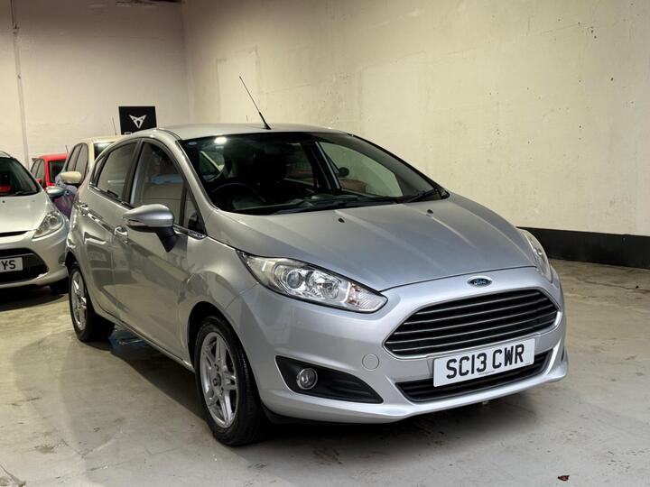 Ford Fiesta 1.0T EcoBoost Zetec Euro 5 (s/s) 5dr