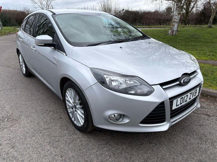 Ford Focus 1.6 Zetec Euro 5 5dr