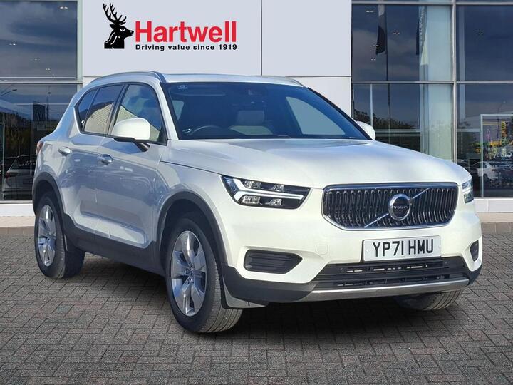 Volvo XC40 1.5 T3 Momentum Auto Euro 6 (s/s) 5dr