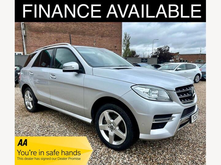 Mercedes-Benz M Class 3.0 ML350 V6 BlueTEC Sport G-Tronic 4WD Euro 6 (s/s) 5dr Mercedes-Benz M Class 3.0 ML350 V6 BlueTEC Sport G-Tronic 4WD Euro 6 (s/s) 5dr