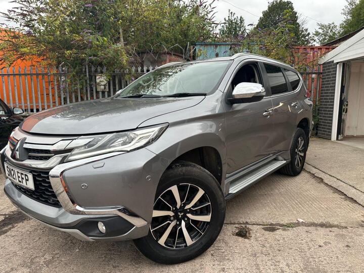 Mitsubishi SHOGUN SPORT 2.4 DI-DC 4 - 4WD+1 OWNER+2 KEYS+PRIVACY+HEATED LEATHER SEATS+PARK CONTROL+NAVIGATION+MEDIA+BLUETOOTH+SIDE STEPS+CAMERA+7 SEATS HEATED LEATHER SEATS+P