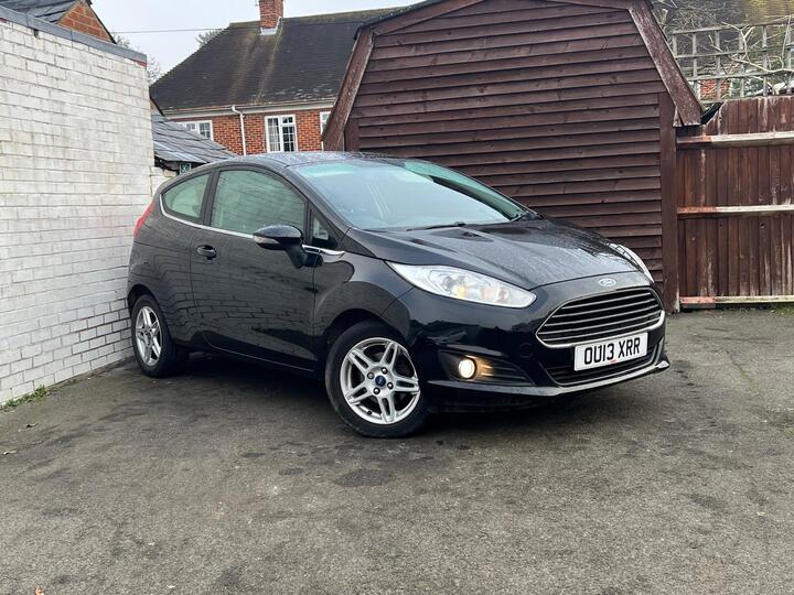 Ford Fiesta 1.0T EcoBoost Zetec Euro 5 (s/s) 5dr