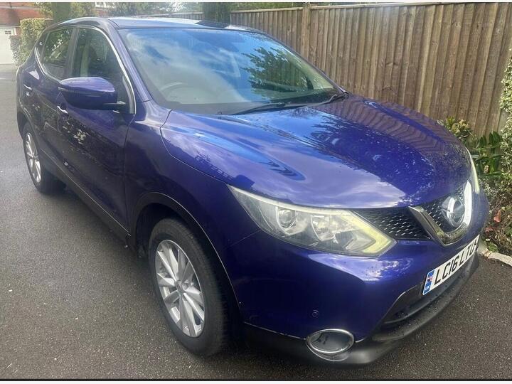 Nissan Qashqai 1.2 DIG-T Acenta XTRON 2WD Euro 6 (s/s) 5dr