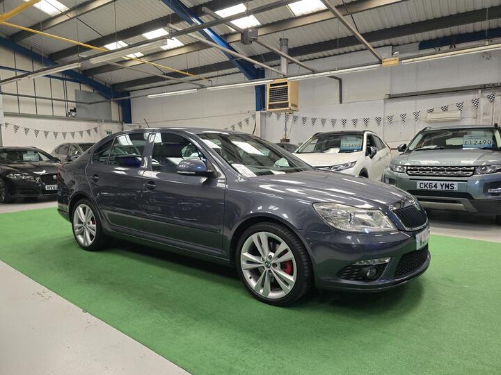 Skoda Octavia 2.0 TFSI VRS Limited Edition Euro 4 5dr Skoda Octavia 2.0 TFSI VRS Limited Edition Euro 4 5dr