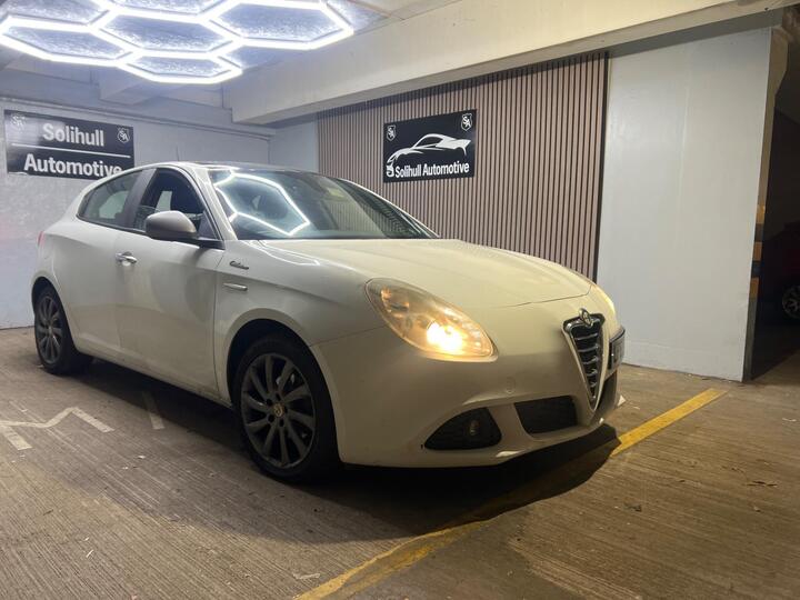 Alfa Romeo Giulietta 1.6 JTDM-2 Collezione Euro 5 (s/s) 5dr