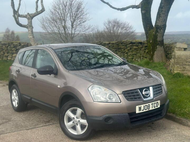 Nissan Qashqai 1.5 DCi Visia 2WD 5dr