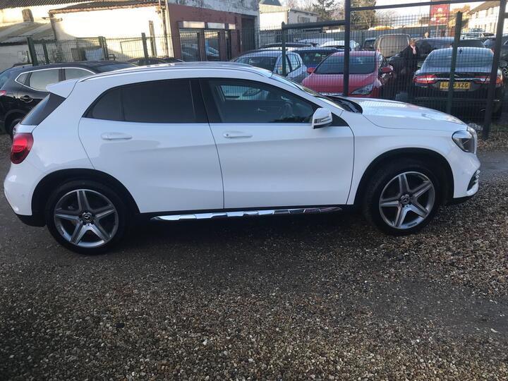 Mercedes-Benz GLA 1.6 GLA200 AMG Line (Executive) Euro 6 (s/s) 5dr