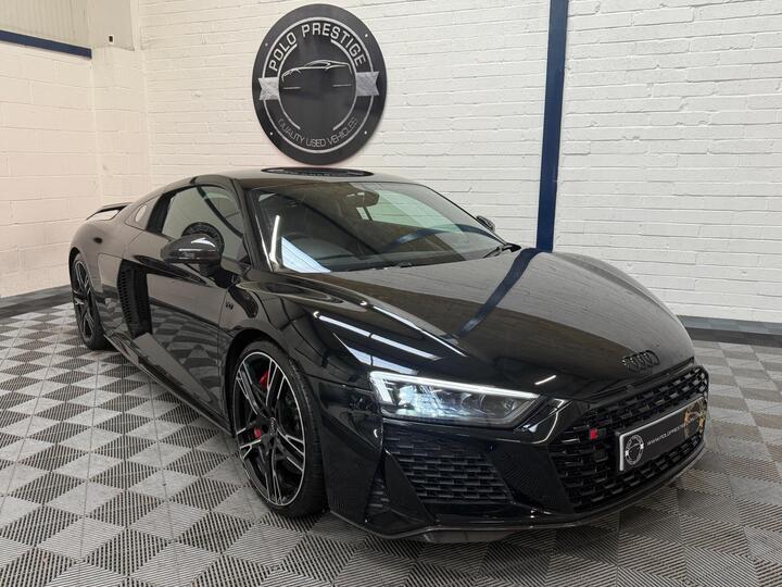 Audi R8 5.2 FSI V10 Performance Carbon Black S Tronic Quattro Euro 6 (s/s) 2dr