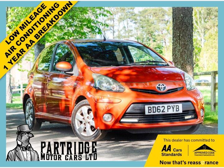 Toyota AYGO 1.0 VVT-i Fire Euro 5 5dr