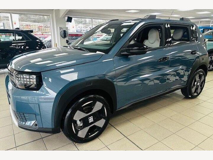 Fiat Grande Panda 1.2 MHEV La Prima E-DCT Euro 6 (s/s) 5dr