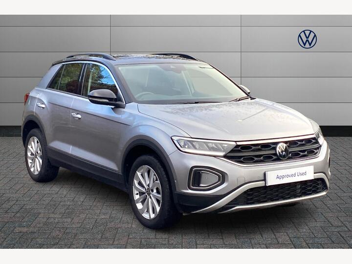 Volkswagen T-roc 1.5 TSI Life DSG Euro 6 (s/s) 5dr Volkswagen T-roc 1.5 TSI Life DSG Euro 6 (s/s) 5dr