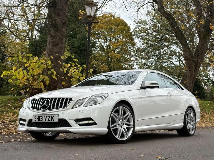 Mercedes-Benz E Class 3.0 E350 CDI V6 BlueEfficiency Sport G-Tronic Euro 5 2dr Mercedes-Benz E Class 3.0 E350 CDI V6 BlueEfficiency Sport G-Tronic Euro 5 2dr