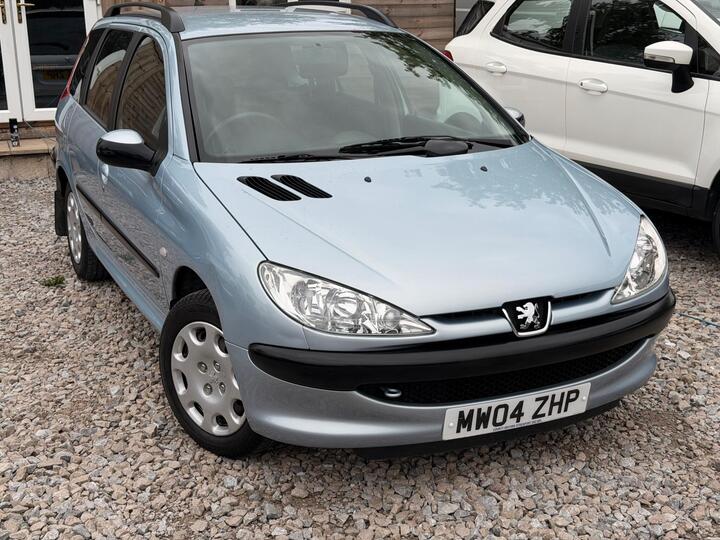 Peugeot 206 SW 1.4 8v S 5dr (a/c) Peugeot 206 SW 1.4 8v S 5dr (a/c)