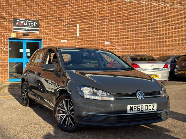 Volkswagen Golf 1.6 TDI SE Nav Euro 6 (s/s) 5dr