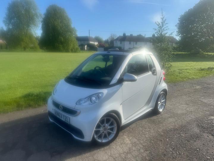 Smart Fortwo 1.0 MHD Passion Cabriolet SoftTouch Euro 5 (s/s) 2dr