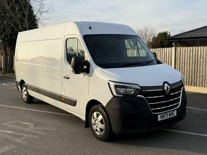 Renault MASTER 2.3 DCi 35 Business+ Panel Van 4dr Diesel Manual FWD LWB Medium Roof Euro 6 (135 Ps)