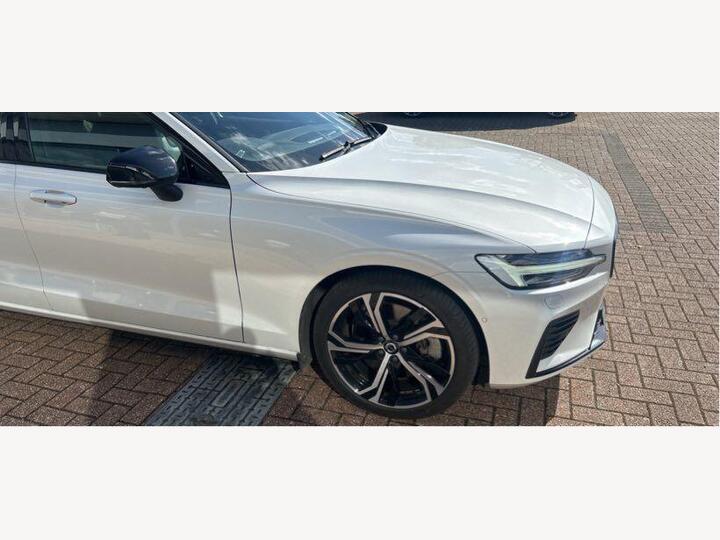 Volvo V60 2.0h T6 Recharge 18.8kWh Ultimate Auto AWD Euro 6 (s/s) 5dr