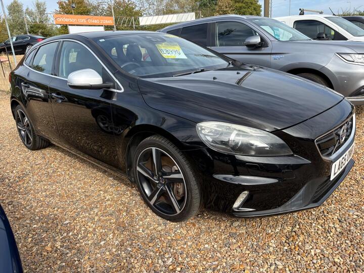 Volvo V40 R- Design T5 Auto