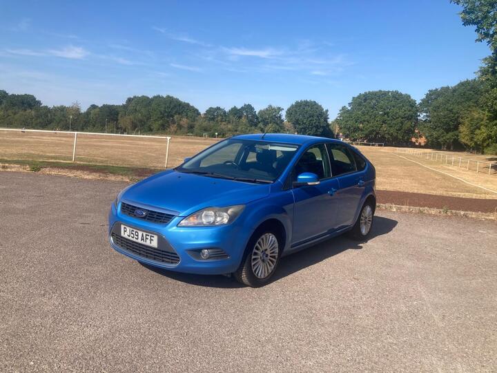 Ford Focus 1.6 Titanium 5dr