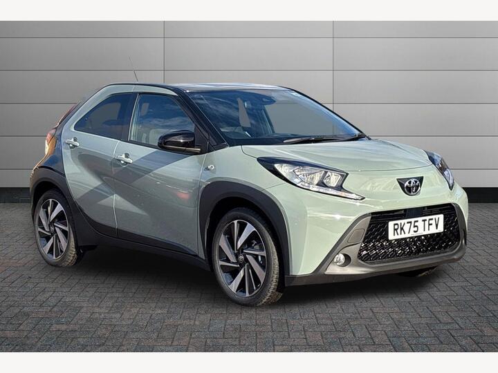 Toyota Aygo X 1.0 VVT-i Edge Euro 6 (s/s) 5dr Toyota Aygo X 1.0 VVT-i Edge Euro 6 (s/s) 5dr
