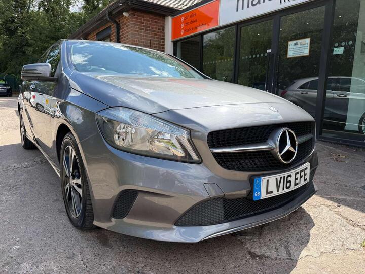 Mercedes-Benz A-CLASS 1.5 A180d SE Euro 6 (s/s) 5dr