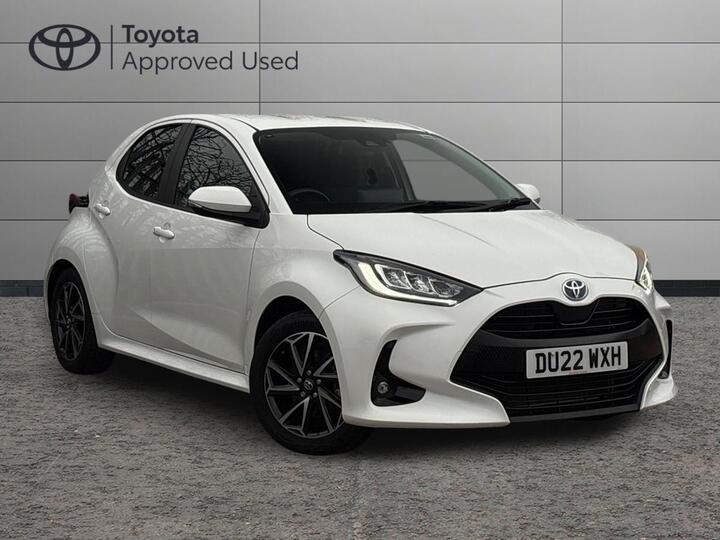 Toyota Yaris 1.5 VVT-h Design E-CVT Euro 6 (s/s) 5dr
