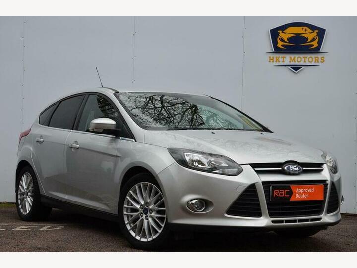 Ford Focus 1.0T EcoBoost Zetec Navigator Euro 5 (s/s) 5dr