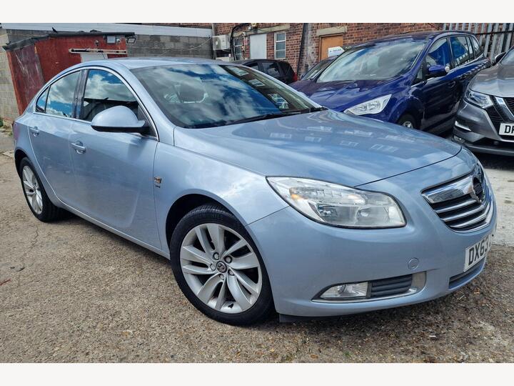 Vauxhall Insignia 1.8 16V SRi Euro 5 5dr Vauxhall Insignia 1.8 16V SRi Euro 5 5dr