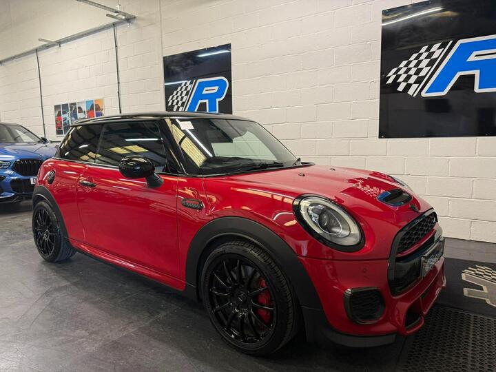 MINI Hatch 2.0 John Cooper Works Auto Euro 6 (s/s) 3dr