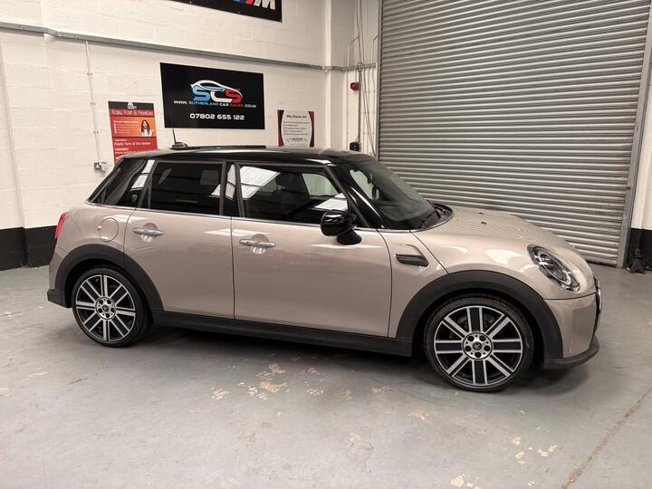 MINI Hatch 1.5 Cooper Exclusive Steptronic Euro 6 (s/s) 5dr