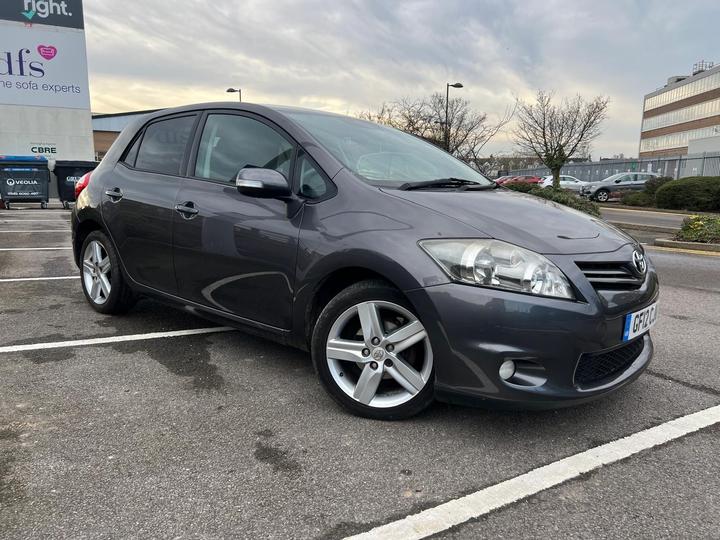 Toyota Auris 1.6 V-Matic SR Euro 5 5dr