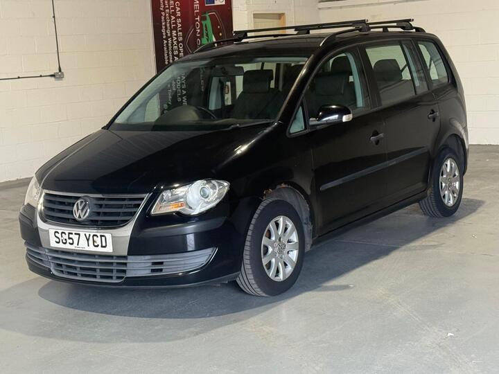 Volkswagen Touran 1.6 S 5dr (7 Seats) Volkswagen Touran 1.6 S 5dr (7 Seats)