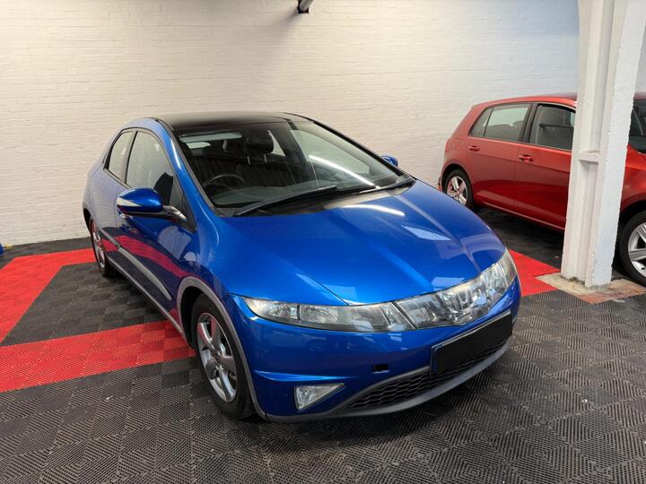 Honda Civic 1.8 I-VTEC ES 5dr