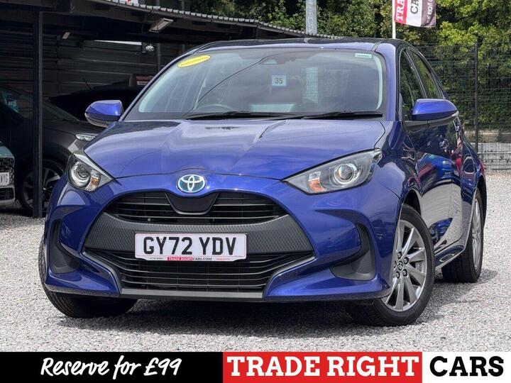 Toyota YARIS 1.5 VVT-h Icon E-CVT Euro 6 (s/s) 5dr