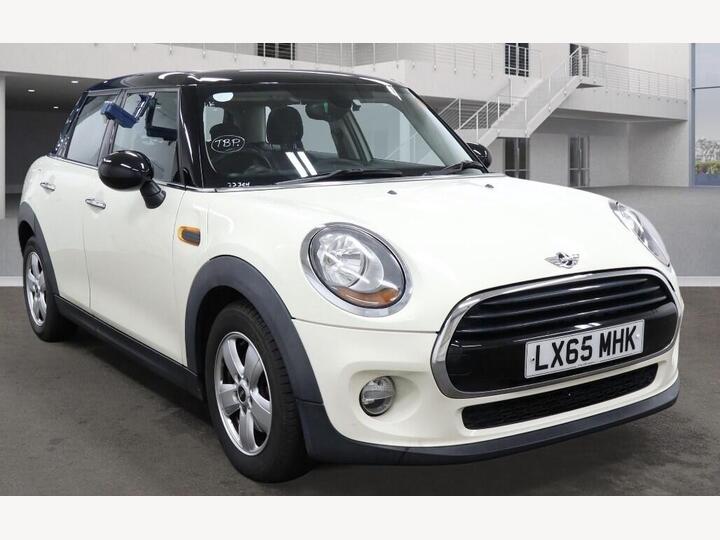 MINI HATCH 1.5 Cooper Auto Euro 6 (s/s) 5dr