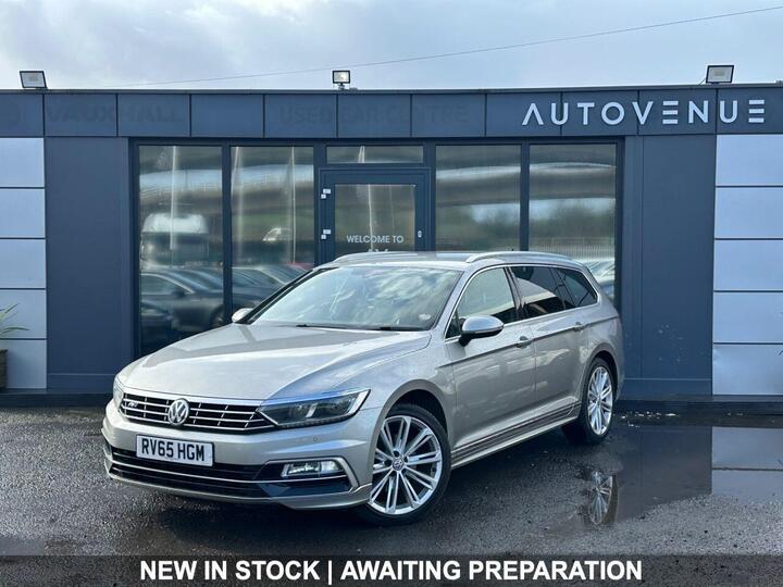 Volkswagen PASSAT 2.0 TDI BlueMotion Tech R-Line Euro 6 (s/s) 5dr