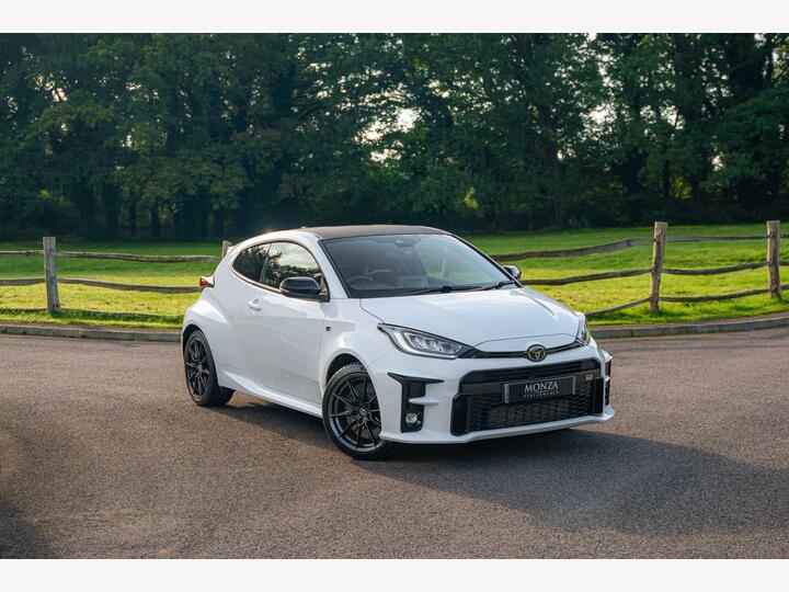 Toyota GR YARIS 1.6T GR Circuit AWD Euro 6 3dr Toyota GR YARIS 1.6T GR Circuit AWD Euro 6 3dr