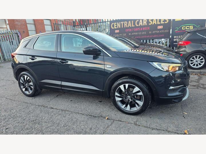 Vauxhall Grandland X 1.2 Turbo Sport Nav Auto Euro 6 (s/s) 5dr